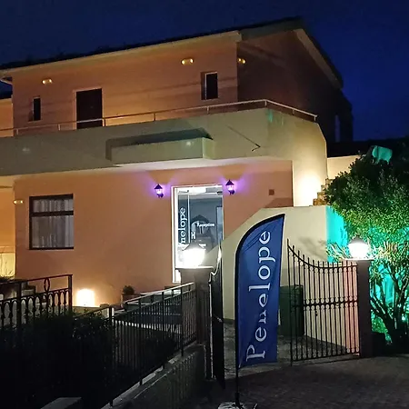 Penelope Apartment Hotel-2