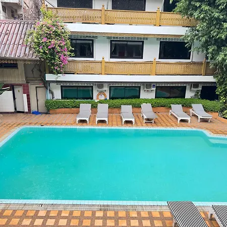Collection O Lai Thai Guesthouse-3