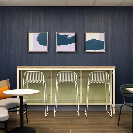 Spark By Hilton Guelph-2