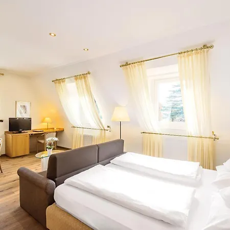 Hotel Sonnenhof-2
