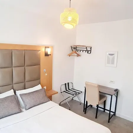 Hotel De France 18-2