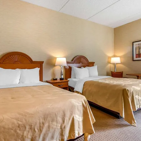 Quality Inn & Suites Mansfield-3