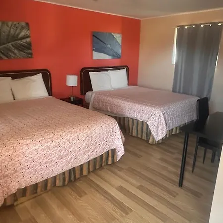 Colonial Motel-2