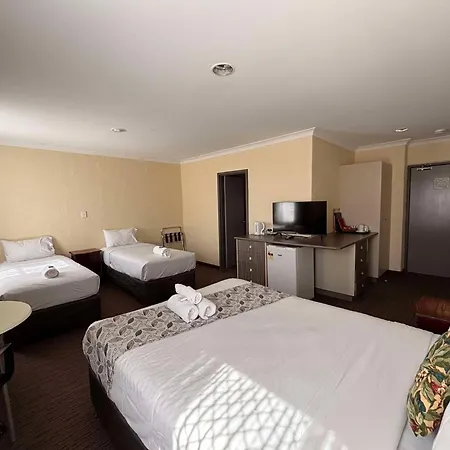 Prince Of Wales Hotel, Bunbury-2