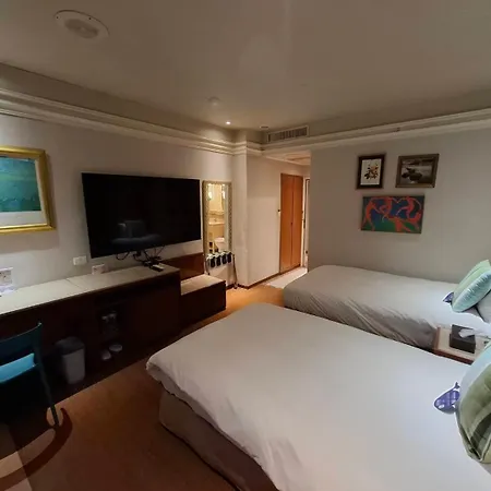 Erin Hotel-3