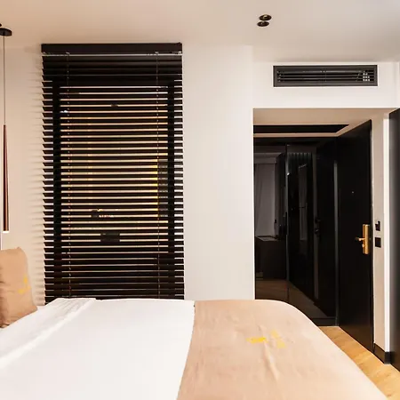 Hotel Opera-3