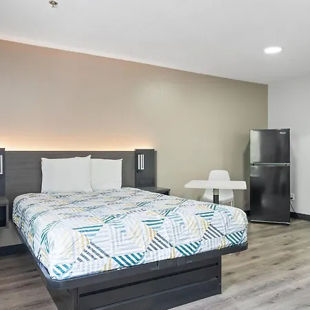 Southern Suites Pensacola Davis Hwy-2