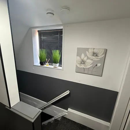 Moor Park Apartments-3