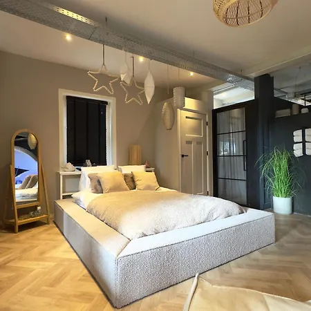 Sparkle Prive Wellness B&B-3
