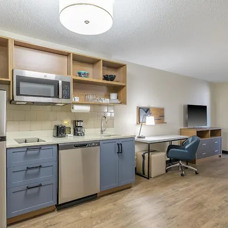 Candlewood Suites Southfield - Detroit By Ihg-3