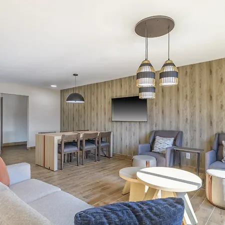 Candlewood Suites Southfield - Detroit By Ihg-2