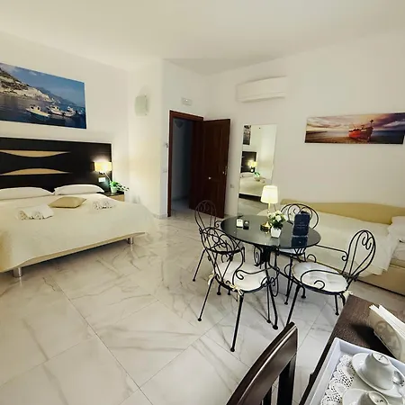 La Maison Rose-2