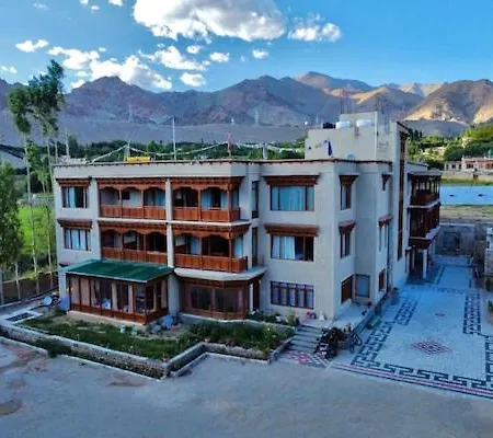 Hotel Ladakh Heights-2