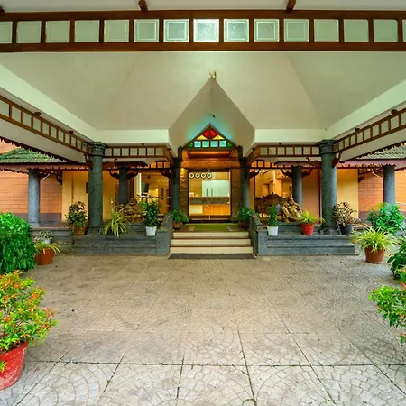 Pagoda Resorts Alleppey-3