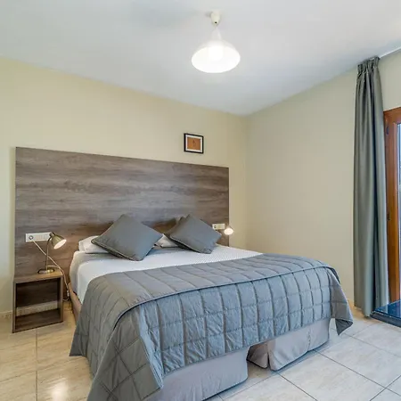 Hotel Montmar-2