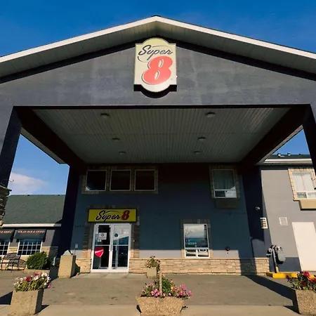 Super 8 By Wyndham Dawson Creek-2
