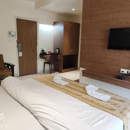 Hotel Shreyas-2