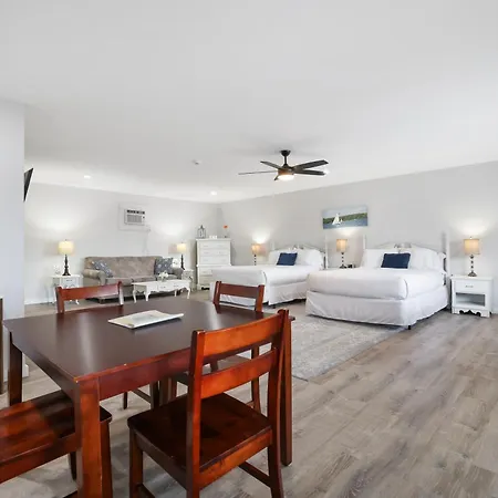 East Shore Lodging-2