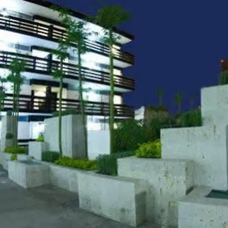 Hotel Portonovo Plaza Expo-2