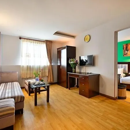 Cherry Hotel-3