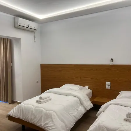 Hotel Golden Oak-3