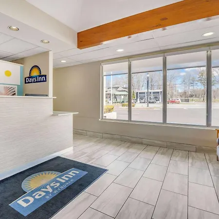 Days Inn By Wyndham Albany Suny-2