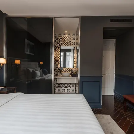 Kin Hotel Dong Du-3