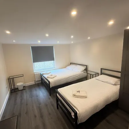 Saba Hotel London-2