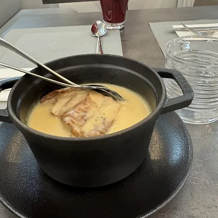 La Table de Gustave-3