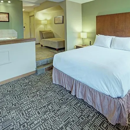 Mountain Side Hotel Whistler By Executive-2