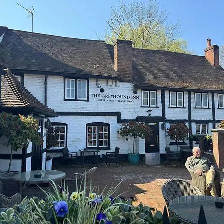 Oyo The Greyhound Inn-2