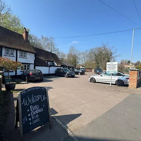 Oyo The Greyhound Inn-2
