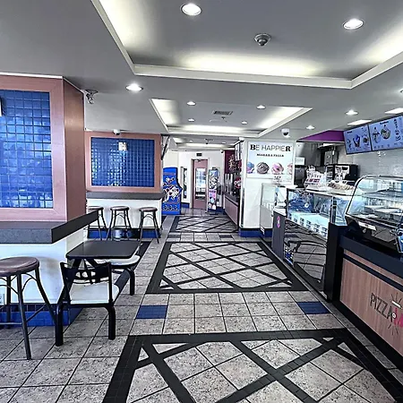Howard Johnson Plaza By Wyndham By The Falls Niagara Falls-3