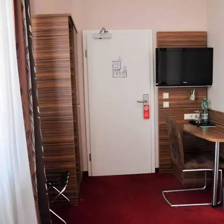 Hotel Villa Erlen-3