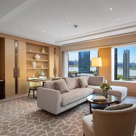 IFC Residence-3