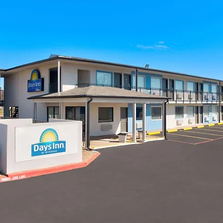 Days Inn By Wyndham Wichita Falls-3