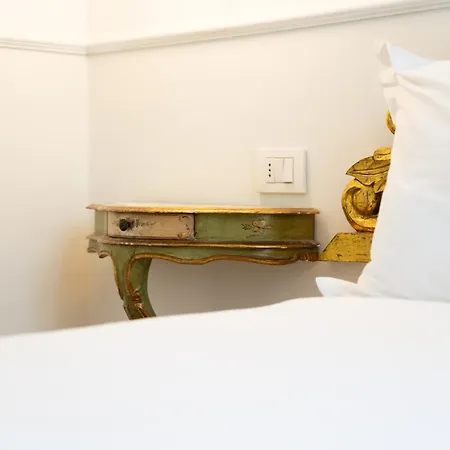 Residenza Conte Di Cavour & Rooftop - Dbe Hotels-3