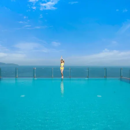 Canvas Danang Beach Hotel-2