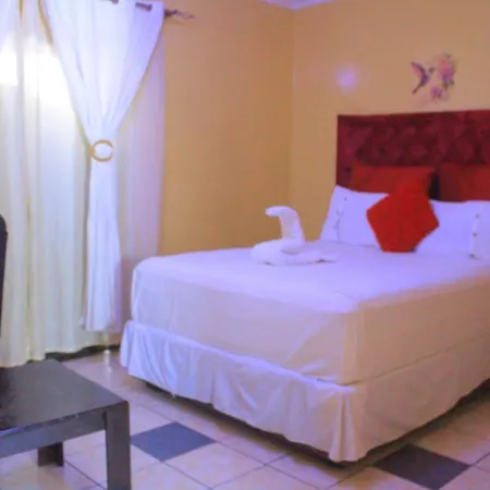 Creg Guest House Rustenburg-3