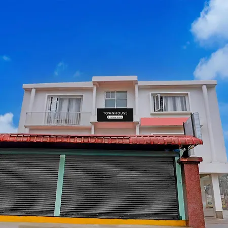 Super Townhouse Khanapara Guwahati Formerly Alpine Inn-3