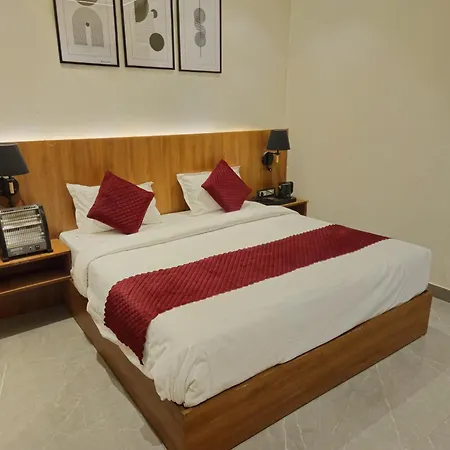 The Royal Orchid-3