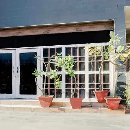 Collection O Lashkar Gwalior Formerly Hotel Banjara-3