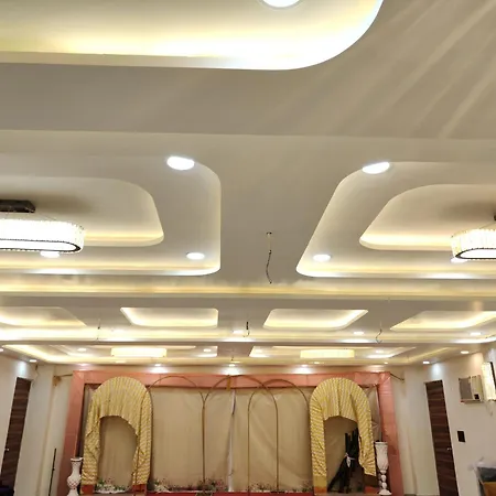 Hotel Shree Radhe & Banquet-2