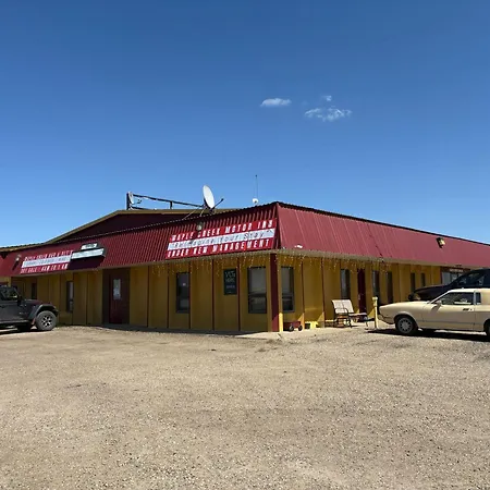 Maple Creek Motor Inn-3