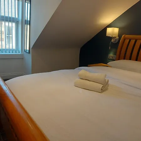 Hotel Room In Maybole For Work Travel & Leisure-2
