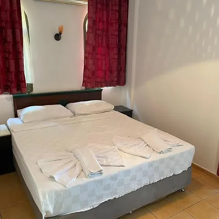 Maxwell Suites-2