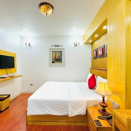 Moon Hotel 56 Truong Cong Giai-3