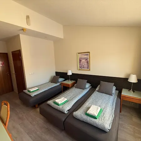 Frost Guesthouse-2
