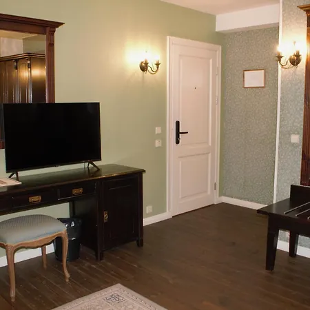Taanilinna Hotell-2