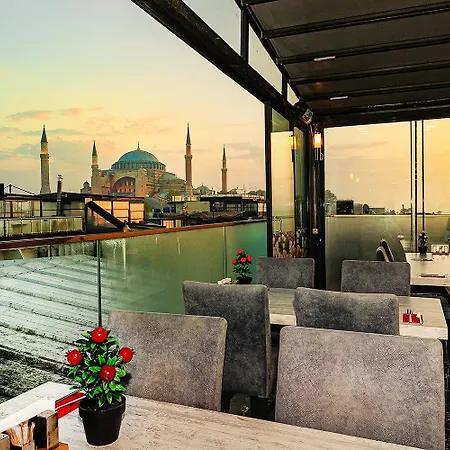 Aristocrat Hotel-2